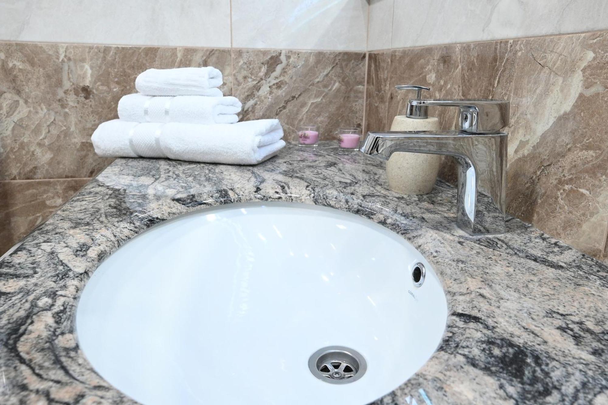 Mille Coresi Apartament